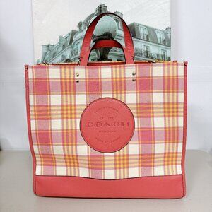 Coach C8200 Dempsey Tote 40 With Garden Plaid Print And Coach Patch In Taffy Mul
